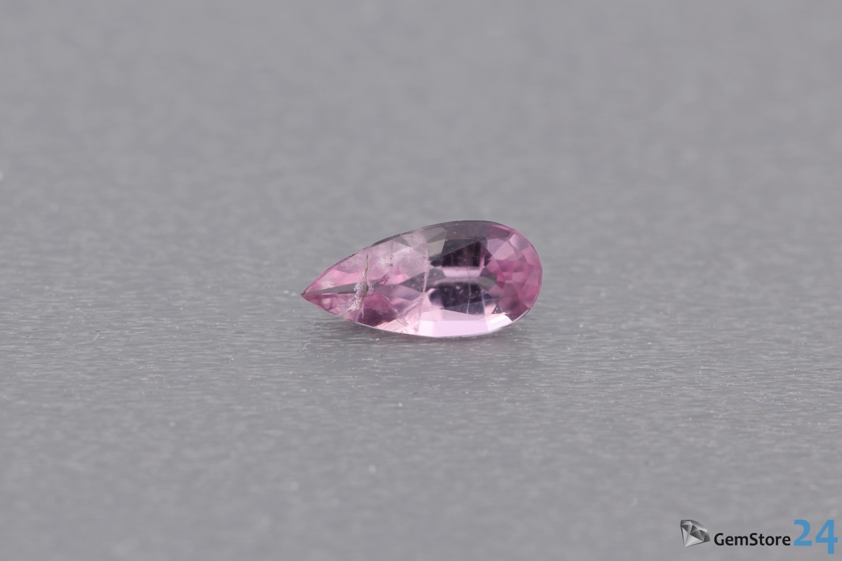 Poudretteite - 0,13 ct - GemStore24 | GemStones and Services